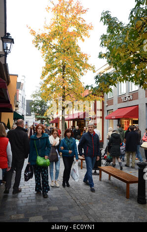 Shopping a McArthur Glen DOC, Roermond Paesi Bassi Foto Stock