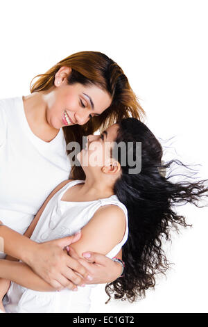 Indian madre con bambino divertimento Foto Stock