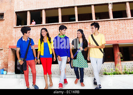 Indian College Amici studenti Foto Stock