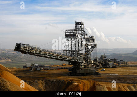 Impilatrice nell'Garzweiler miniere di superficie nella parte superiore del pozzo, Grevenbroich, Nord Reno-Westfalia, Germania Foto Stock