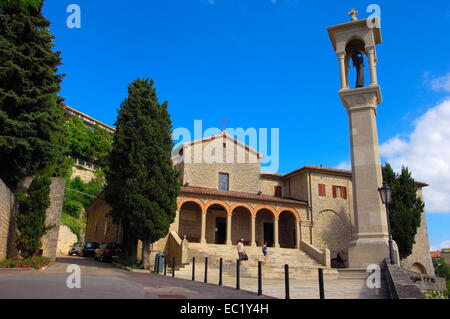 Chiesa di San Quirino, Monte Titano, San Marino, la Repubblica di San Marino, Italia, Europa Foto Stock