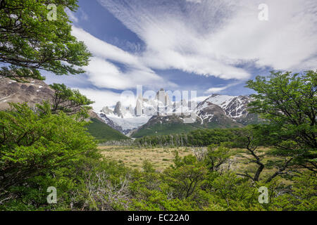 Fitz Roy massiccio, parco nazionale Los Glaciares, sito patrimonio mondiale dell'unesco, santa cruz, argentina Foto Stock