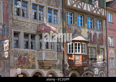 Case con dipinti di facciata sulla Piazza municipale square, Stein am Rhein, Alto Reno nel Canton Sciaffusa, Svizzera, Europa Foto Stock