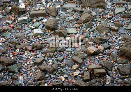 Massi lungo il fiume Tamigi Foto Stock