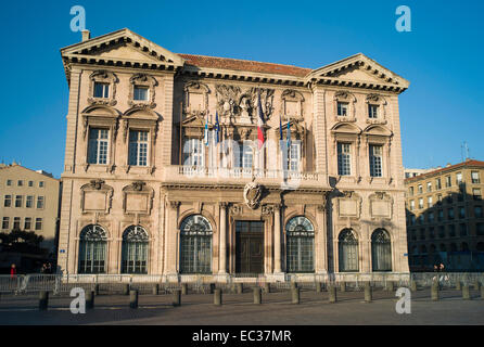 Francia, Bouches du Rhone, Provenza, Marsielle, Hotel de Ville che si trova sul Vecchio Porto Foto Stock