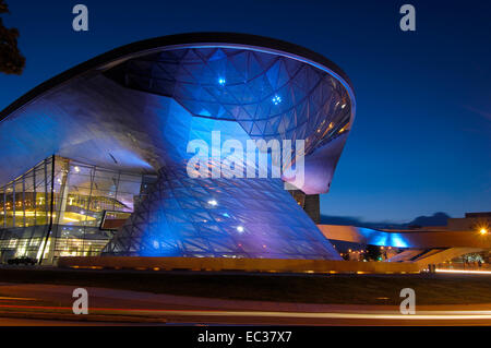 Il BMW Welt, BMW World, Monaco di Baviera Foto Stock