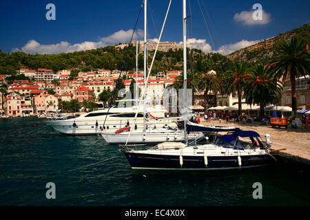 Croazia, Mittel-Dalmatien, Insel Hvar, Stadthafen Hvar Foto Stock