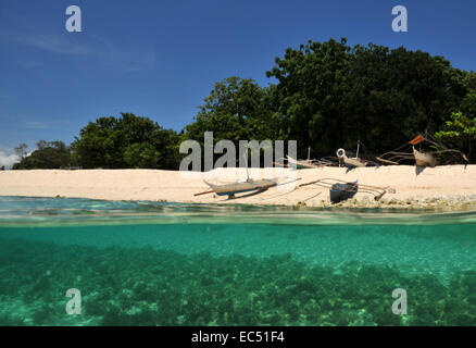 canoa Outrigger Foto Stock