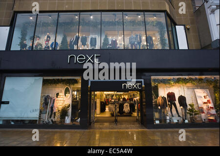 Prossimo abbigliamento fashion store su Princes Street Edinburgh Scotland Regno Unito Foto Stock