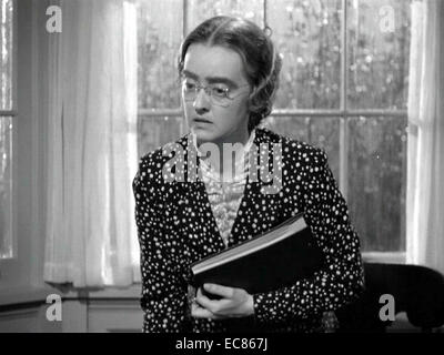 Bette Davis come " La Vecchia cameriera' 1939. American Drama film diretto da Edmund Goulding. Sulla base del 1935 Pulitzer Prize-winning play by Zoë Akins; che è stato adattato da 1924 Edith Wharton novella la vecchia cameriera Foto Stock