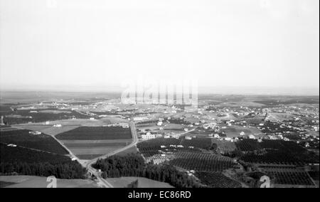Fotografia di Bnei Brak città situata su Israele il Mediterraneo centrale pianura costiera, appena ad est di Tel Aviv, nel dan regione metropolitana e Tel Aviv distretto. Datata 1934 Foto Stock