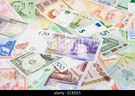 Valuta internazionale di banconote, concentrarsi sulla sterlina britannica Foto Stock