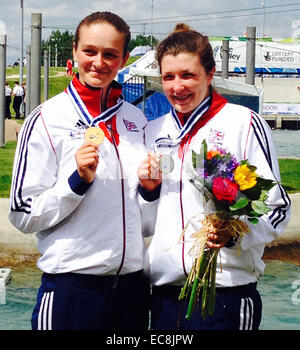 ICF Canoa Slalom di Coppa del Mondo 2014 - Lee Valley White Water Centre - Womens C1 Finals Eilidh Gibson (medaglia d'argento) dotata di: Mallory Franklin,Eilidh Gibson dove: Londra, Regno Unito quando: 07 Giu 2014 Foto Stock