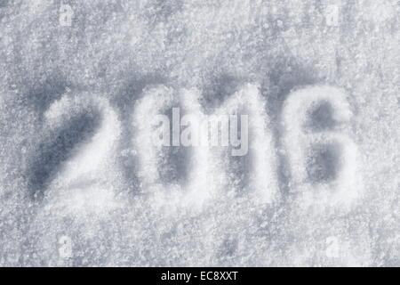 2016 disegnare timbro sulla neve, leggera tonalità di blu, vista dall'alto Foto Stock