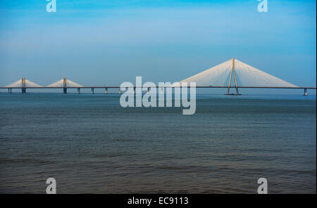 Una vista del mare Bandra-Worli ponte di collegamento. Foto Stock