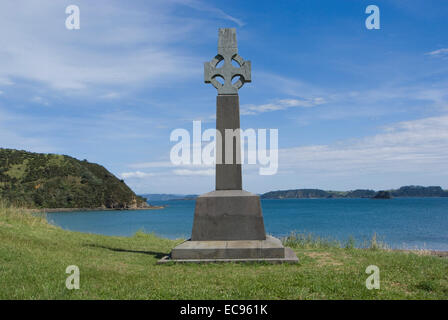 Marsden Cross per la commemorazione del primo sermone cristiana in Nuova Zelanda nel 1815 Foto Stock