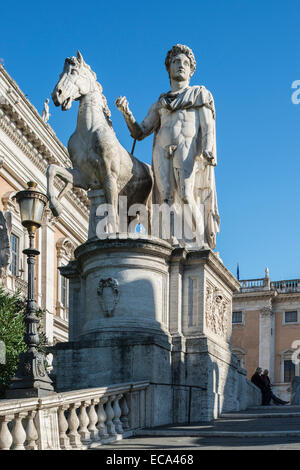 Dioscuri statua, Cordonata, Colle Capitolino Rione X Campitelli, Roma, lazio, Italy Foto Stock