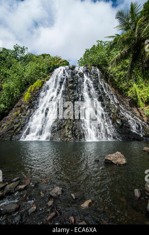 Kepirohi cascata, Pohnpei, Stati Federati di Micronesia Foto Stock