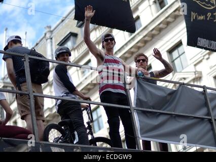 UK BMX vert round della serie 03 come parte del Gumball Rally 3000 su Regent Street dove: Londra, Regno Unito quando: 08 Giu 2014 Foto Stock