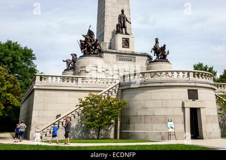 Springfield Illinois, Oak Ridge Cemetery, Abraham Lincoln Tomb and War Memorials state Historic Site, memoriale, monumento, famiglia genitori ch Foto Stock