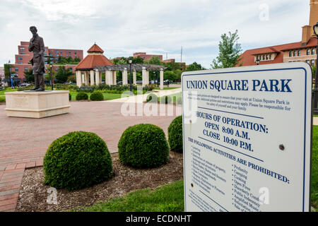 Springfield Illinois, Union Square Park, statua, Abraham Lincoln, cartello, regole, IL140903066 Foto Stock