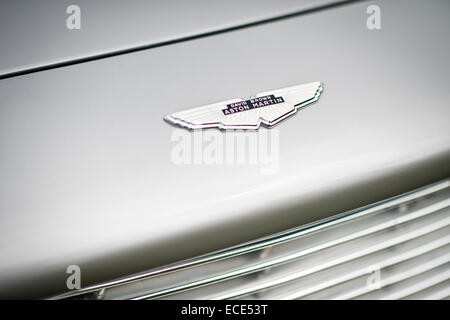 Aston Martin DB5, argento, badge, Foto Stock