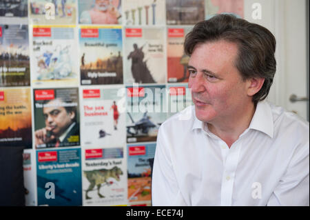 John Micklethwait attualmente serve come editor-in-chief di The Economist ma ha annunciato una mossa di Bloomberg come Editor Foto Stock