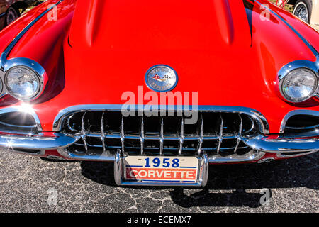 1958 Red Chevy Corvette auto sul display in un veicolo vintage show di S. Florida Foto Stock