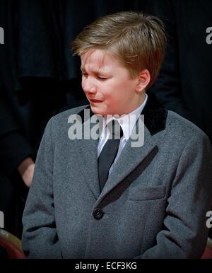 Bruxelles, Belgio. 12 dic 2014. Il principe belga Gabriel assiste al funerale del belga Regina Fabiola presso la Cattedrale di San Michele e Santa Gudula a Bruxelles, Belgio, 12 dicembre 2014. Foto: Patrick van Katwijk/ FRANCIA - nessun filo SERVICE -/dpa/Alamy Live News Foto Stock