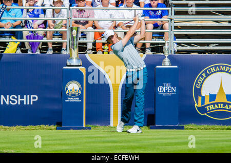 Chonburi, Thailandia. 13 dicembre, 2014. Tommy Fleetwood di Inghilterra player in Thailandia golf Championship 2014 (Professional golf tournament sul tour asiatico) all amata Spring Country Club su dicembre 13, 2014 in Chonburi, Thailandia. Credito: Chatchai Somwat/Alamy Live News Foto Stock