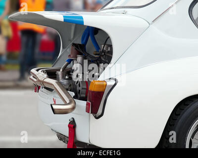 Shiny motore e scarico racing di auto sportive Foto Stock