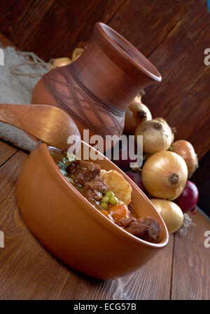 Carni bovine fricassea - Francese carne tagliata a piccoli pezzi, stufati o fritto Foto Stock