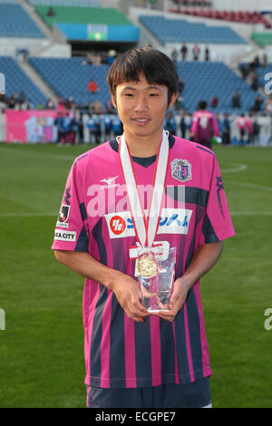 Saitama Stadium 2002, Saitama, Giappone. Xiv Dic, 2014. Kazuya Takada (Cerezo), Dicembre 14, 2014 - Calcio /Soccer : Principe Takamado Trophy U-18 Football League 2014 Campionato tra Kashiwa Reysol U-18 0-1 Cerezo Osaka U-18 a Saitama Stadium 2002, Saitama, Giappone. © AFLO SPORT/Alamy Live News Foto Stock