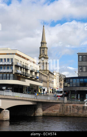 Inverness e fiume Ness, regione delle Highlands, Scotland, Regno Unito, Europa Foto Stock