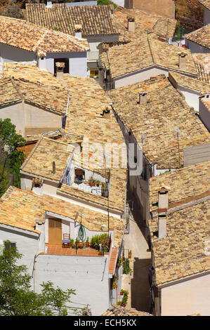 Il villaggio di Cazorla, Sierra de Cazorla Segura y Las Villas parco naturale, provincia di Jaén, Andalusia, Spagna, Europa Foto Stock