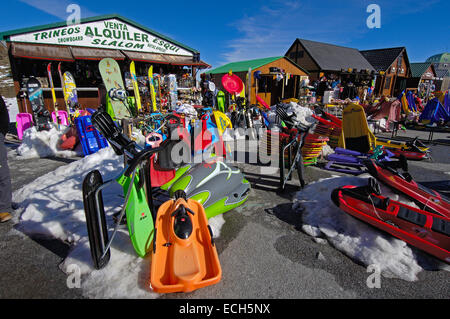 Gli sled, Sierra Nevada, Granada, Andalusia, Spagna, Europa Foto Stock