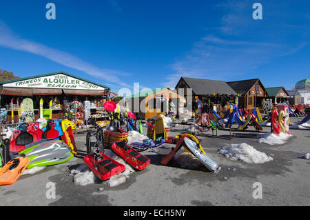 Gli sled, Sierra Nevada, Granada, Andalusia, Spagna, Europa Foto Stock