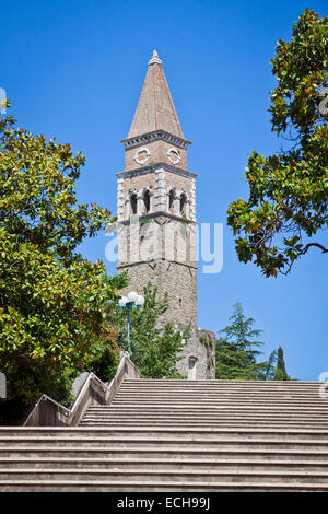 Torre di antico monastero San Barnardin, Portorose, Slovenia Foto Stock