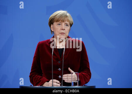 Berlino, Germania. 15 dic 2014. Boyko Borisov, il Primo Ministro di Bulgaria e il Cancelliere tedesco Angela Merkel, dare una conferenza stampa congiunta dopo la riunione presso la cancelleria tedesca a novembre 05th, 2014 a Berlino, Germania. / Immagine: il Cancelliere tedesco Angela Merkel. Credito: Reynaldo Chaib Paganelli/Alamy Live News Foto Stock