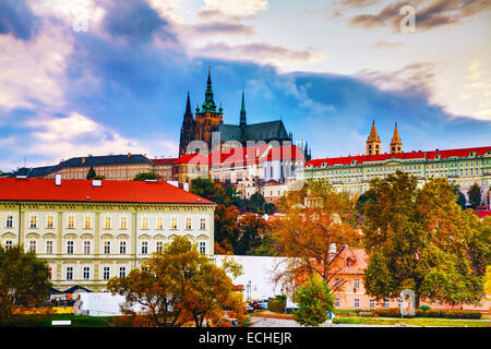 Vecchia Praga panoramica al tramonto Foto Stock