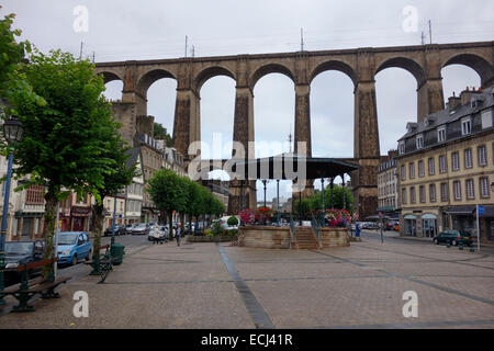 Viadotto ferroviario, Morlaix, Brittany, Francia Foto Stock