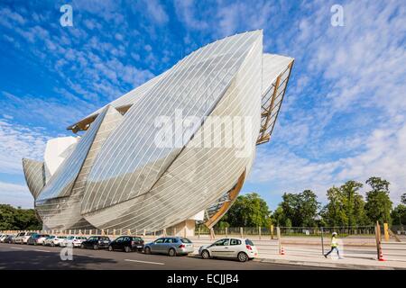 Francia, Parigi, Fondation Louis Vuitton dall architetto Franck Gehry Foto Stock