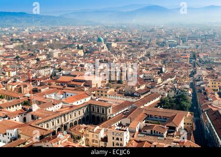 L'Italia, Toscana, Firenze, Sito Patrimonio Mondiale dell'UNESCO, la vista su Firenze dal Duomo Foto Stock