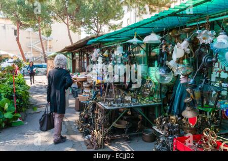 L'Italia, Toscana, Firenze, Piazza dei Ciompi, il Mercato delle pulci, Mercato delle Pulci Foto Stock