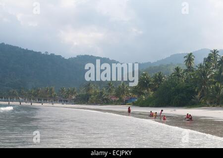 Malaysia, stato di Pahang, Isola di Tioman, Pulau Tioman, sul Mare della Cina del Sud Local Foto Stock