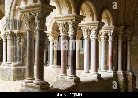 Francia, Aude, galleria del chiostro di Sainte Marie de Fontfroide abbazia cistercense Foto Stock