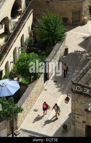 Francia, Gard, Uzes, il castello ducale conosciuta come la Duche, edificio elencato Foto Stock