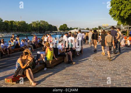 Francia, Parigi, zona elencata come patrimonio mondiale dall UNESCO, il nuovo Berges al Quai d'Orsay Foto Stock