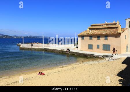 Francia, Var, Saint Tropez spiaggia di La Ponche Foto Stock