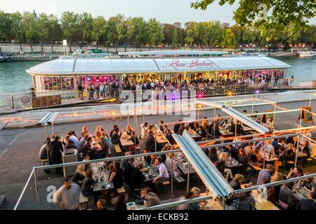Francia, Parigi, zona elencata come patrimonio mondiale dall UNESCO, il nuovo Berges del Quai d'Orsay con Rosa Bonheur casa galleggiante sulla Senna Foto Stock